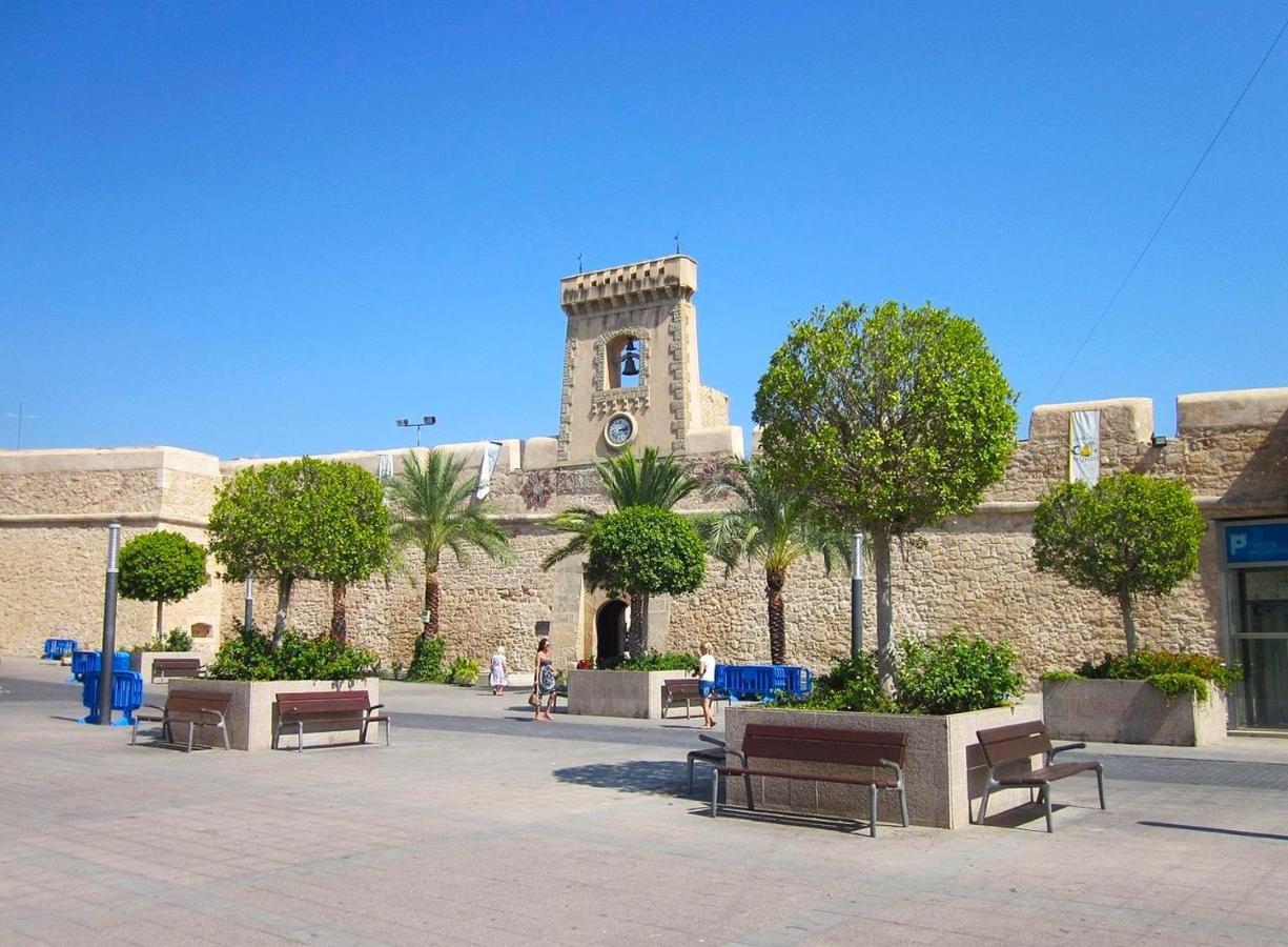 Nice Apartment Near The Port Of Santa Pola Eksteriør bilde
